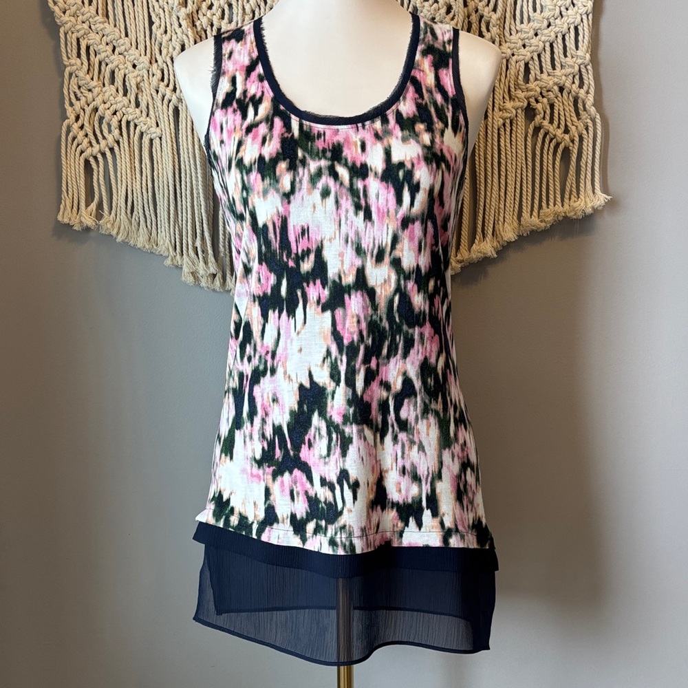 Simply Vera Vera Wang Pink and Navy Tank Top